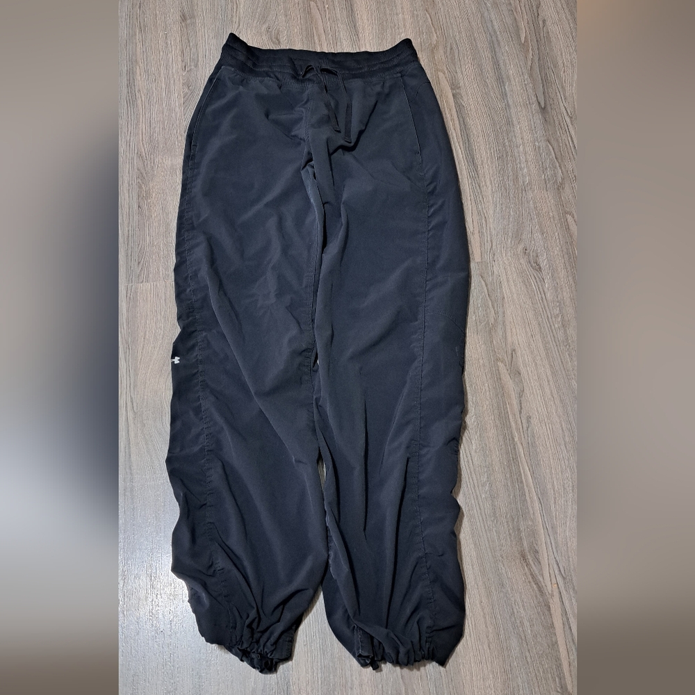 Under Armour Black Cargo Pant Women